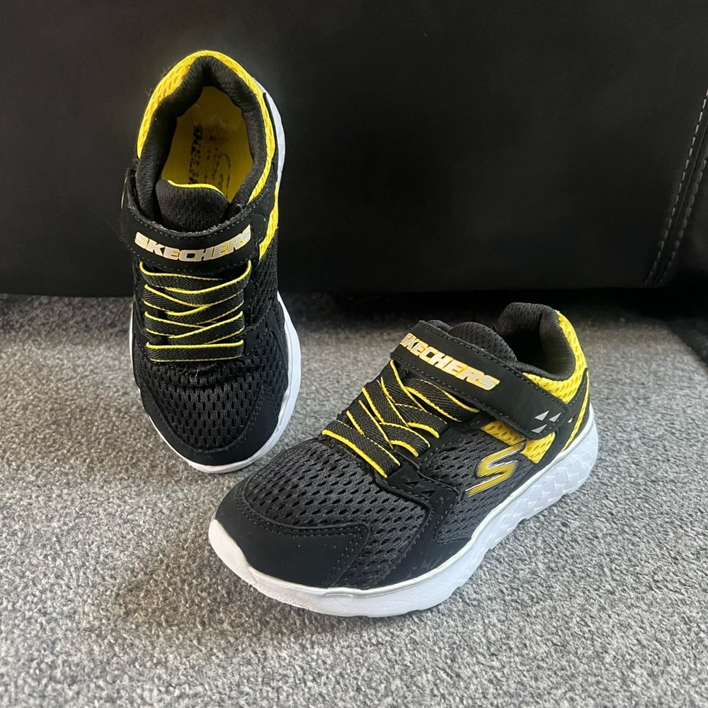 Skechers Kids GO RUN Proxo Black and Yellow Athletic Sneakers - Picture 2 of 10